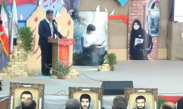 ۱۱۰۰ شهید معلم و دانش‌آموز لرستانی هویت آموزش و پرورش هستند
