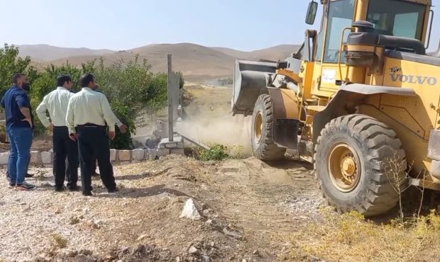 ساخت و سازهای غیر مجاز در اراضی کشاورزی قلع و قمع شد