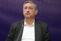هدف وحدت، شایسته سالاری و خدمت