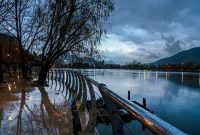 بغض آسمان ترکید