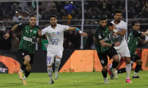 تقسیم امتیازات در ورزشگاه تختی خرم آباد تقسیم امتیازات در ورزشگاه تختی خرم آباد