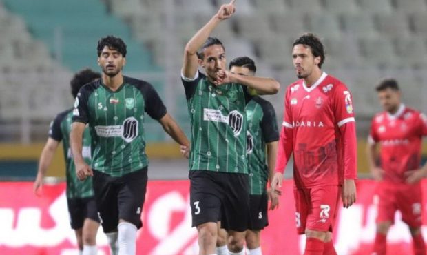تیم فوتبال پرسپولیس در تهران به خیبر خرم آباد باخت تیم فوتبال پرسپولیس در تهران به خیبر خرم آباد باخت