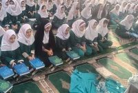 تشییع پرشکوه پیکر شهدای دانش آموز در میناب