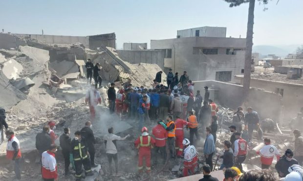 حمله هوایی صبح امروز به شهر دورود ۱۲۵ شهید و مجروح برجا گذاشت